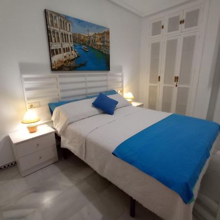 Kiana, La Barrosa Con Parking Y Piscina Lejlighed Chiclana de la Frontera Eksteriør billede