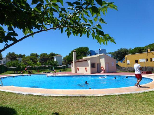 Kiana, La Barrosa Con Parking Y Piscina Lejlighed Chiclana de la Frontera Eksteriør billede